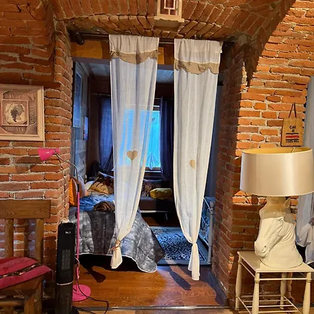 Alba Di Montanaria E A 公寓 *