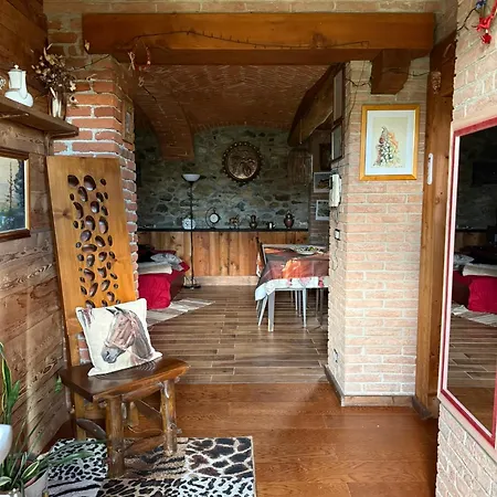 Appartamento Alba Di Montanaria Apartment, Brosso